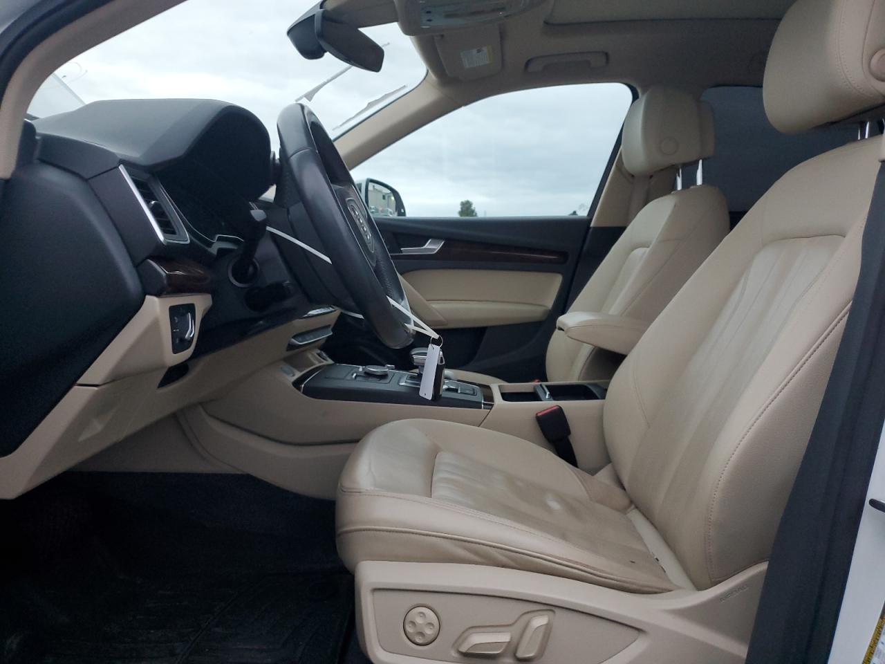 2019 Audi Q5 Premium VIN: WA1ANAFY3K2131398 Lot: 93660565