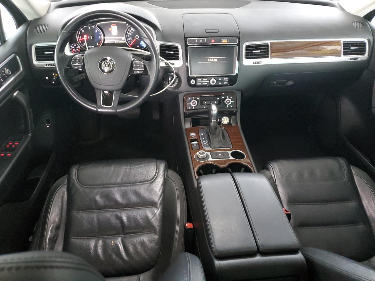 2015 Volkswagen Touareg V6 Tdi VIN: WVGEP9BPXFD007812 Lot: 91805095