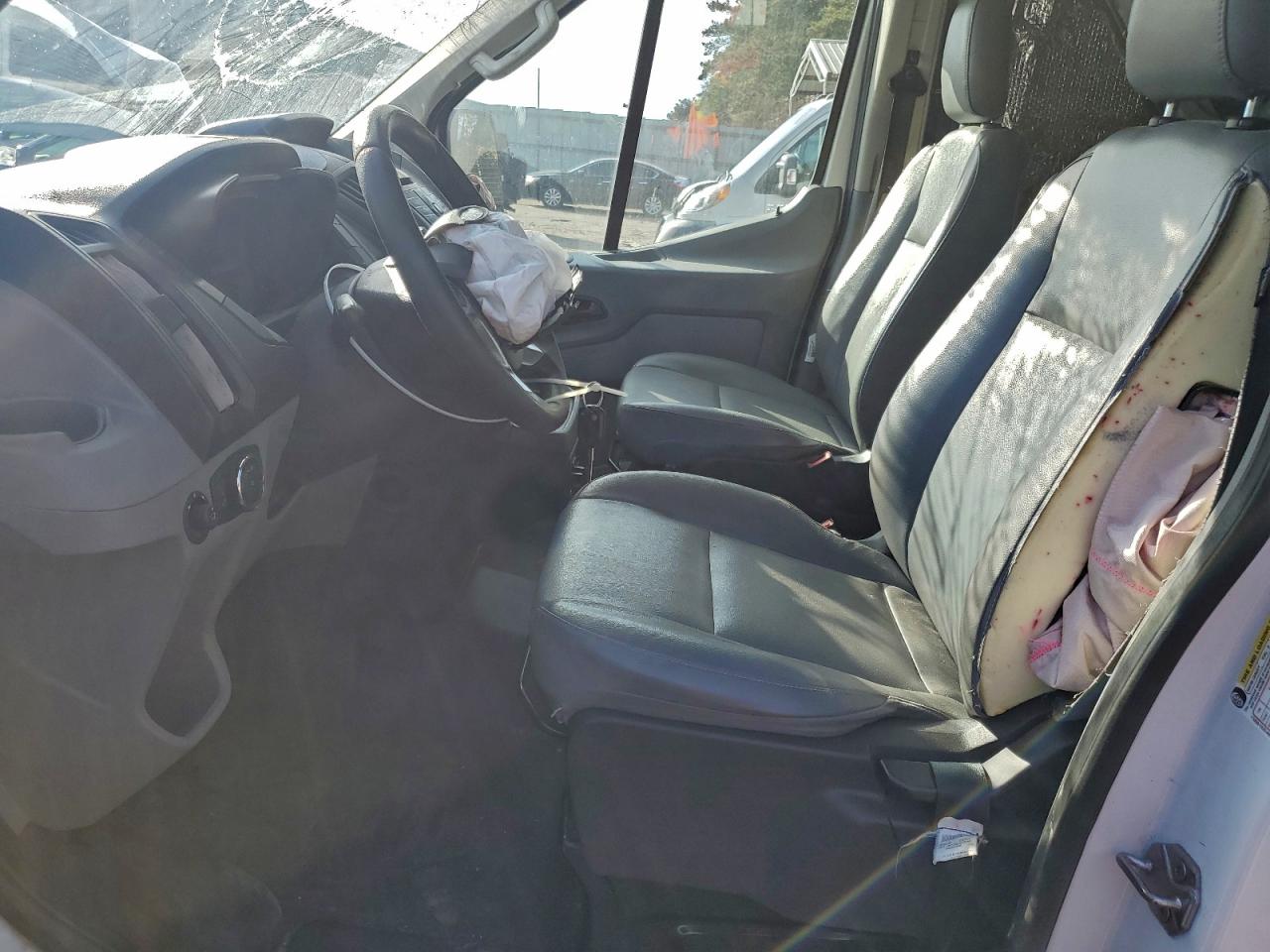 2018 Ford Transit T-250 VIN: 1FTYR2CM4JKB13507 Lot: 94248915