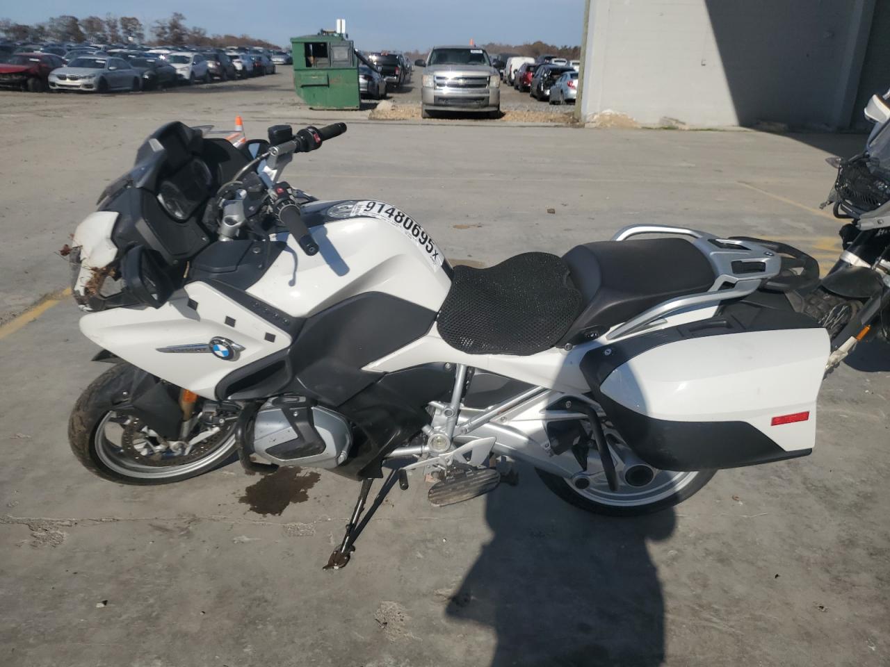 r 1250