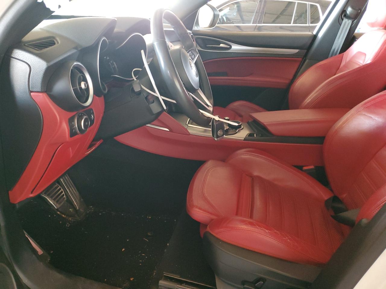 2018 Alfa Romeo Stelvio Ti Sport VIN: ZASFAKNN2J7B97468 Lot: 91463415