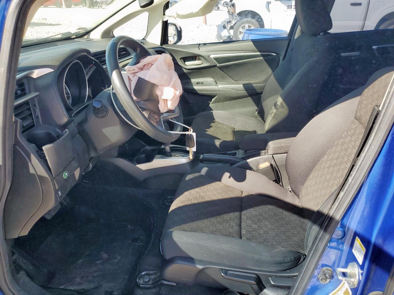 2016 Honda Fit Lx VIN: JHMGK5H56GS004203 Lot: 92360205