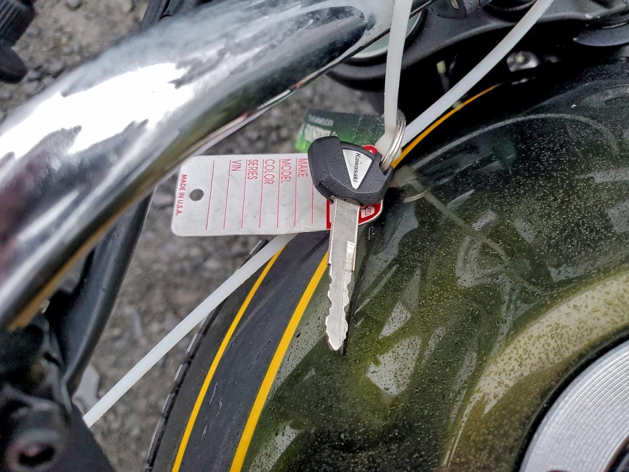 2021 Kawasaki Zr900 R VIN: JKAZR2C1XMA053957 Lot: 94542805