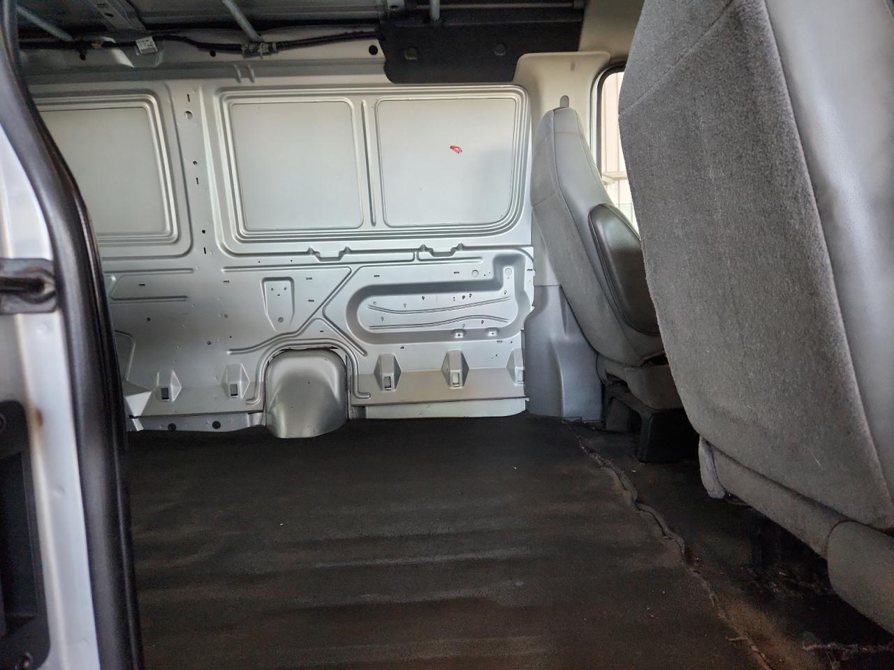 2006 Ford Econoline E150 Van VIN: 1FTRE14W66DB21243 Lot: 91751355