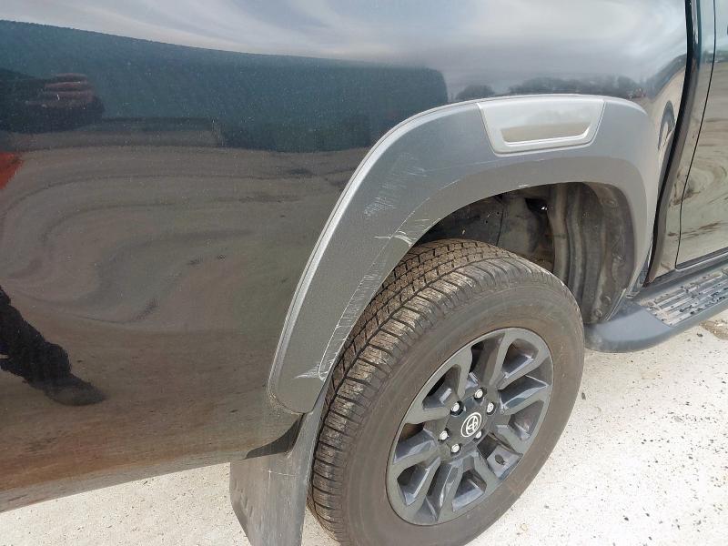 2023 TOYOTA HILUX INVINCIBLE X D/CAB PICK UP 2.8 D-4D AUTO