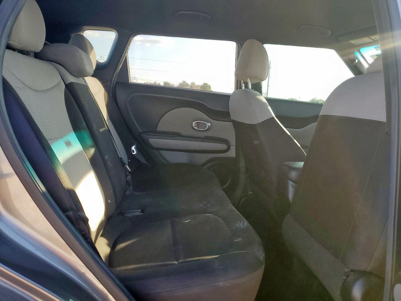 2017 Kia Soul VIN: KNDJN2A24H7450531 Lot: 93211735