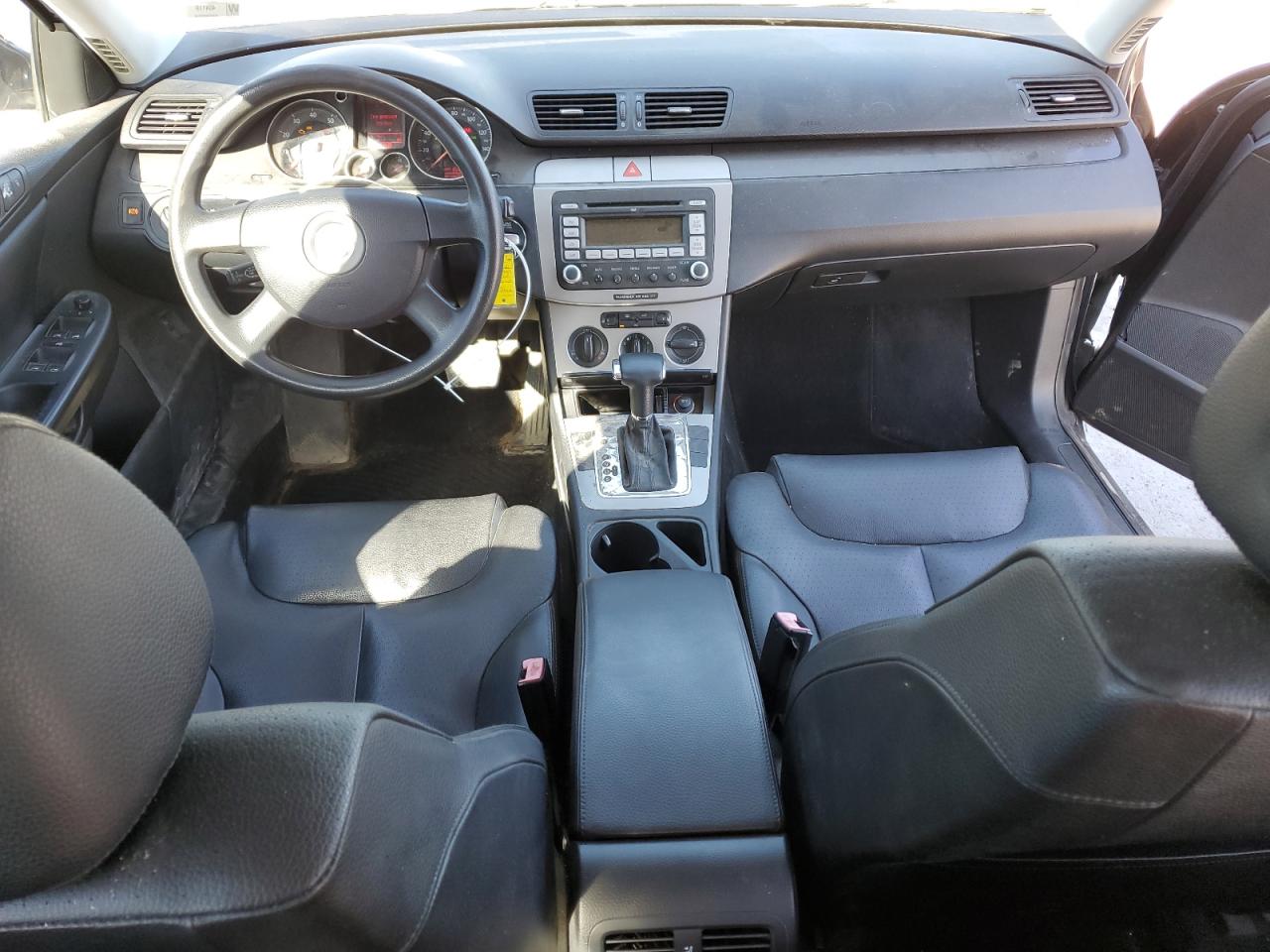 2007 Volkswagen Passat 2.0T Wagon Value VIN: WVWLK73C37E028166 Lot: 91236685