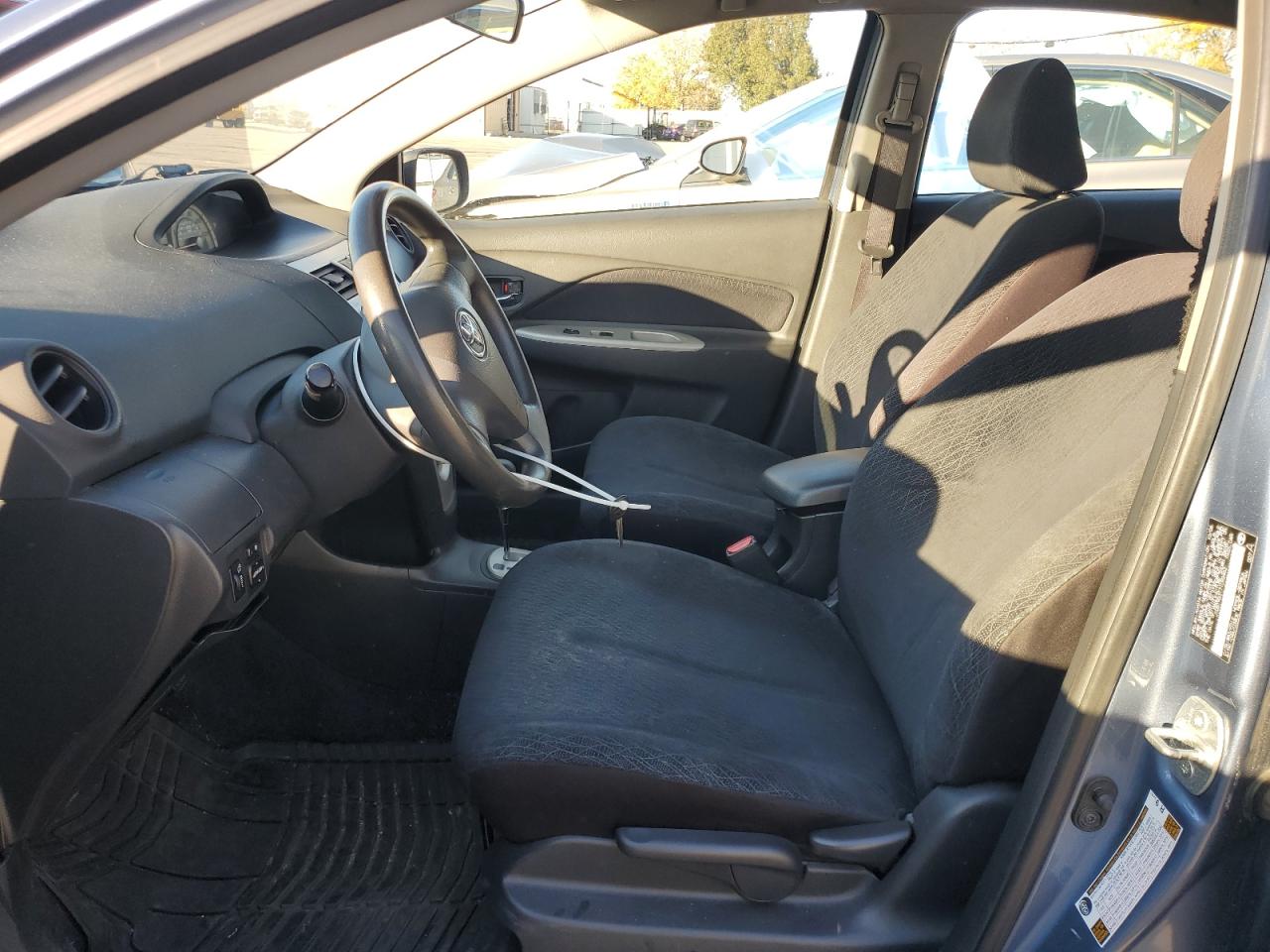 2007 Toyota Yaris VIN: JTDBT923171092462 Lot: 91532775