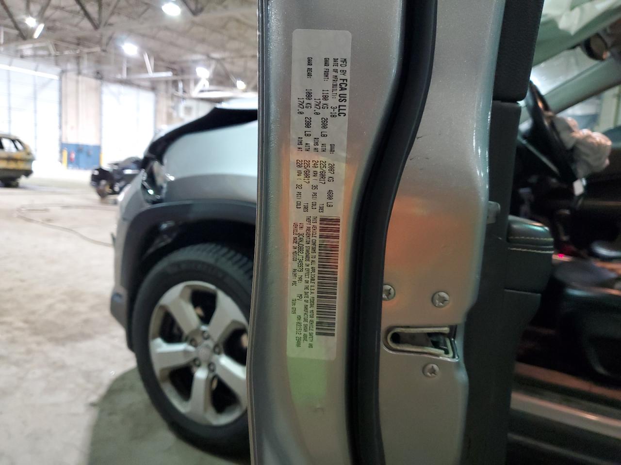 2018 Jeep Compass Latitude VIN: 3C4NJDBB2JT349979 Lot: 92355445