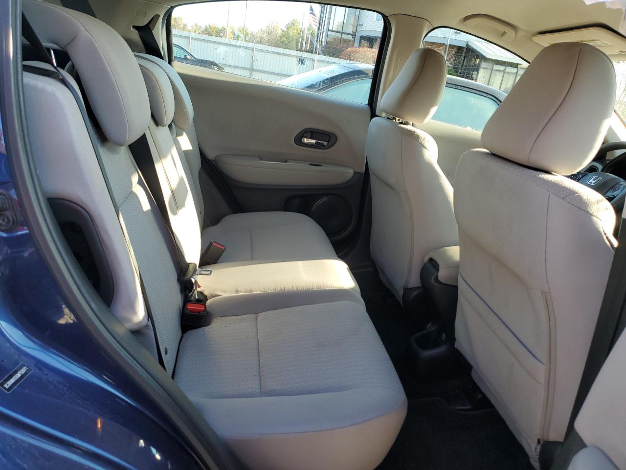 2016 Honda Hr-V Lx VIN: 3CZRU6H32GM752071 Lot: 92040385