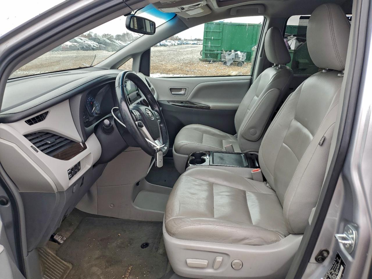 2015 Toyota Sienna Xle VIN: 5TDDK3DC7FS097625 Lot: 93702315