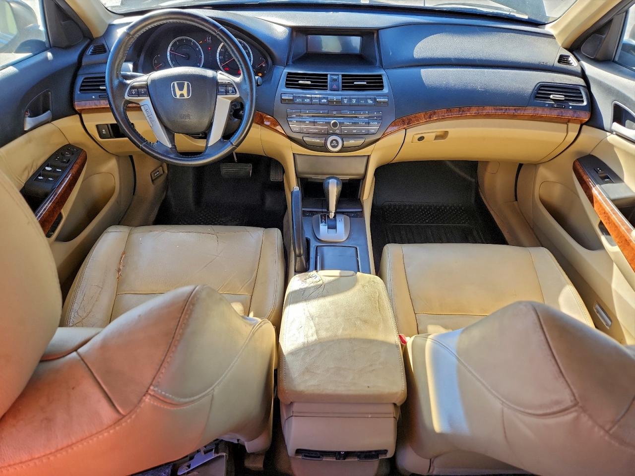 2011 Honda Accord Exl VIN: 1HGCP2F87BA017877 Lot: 93666445