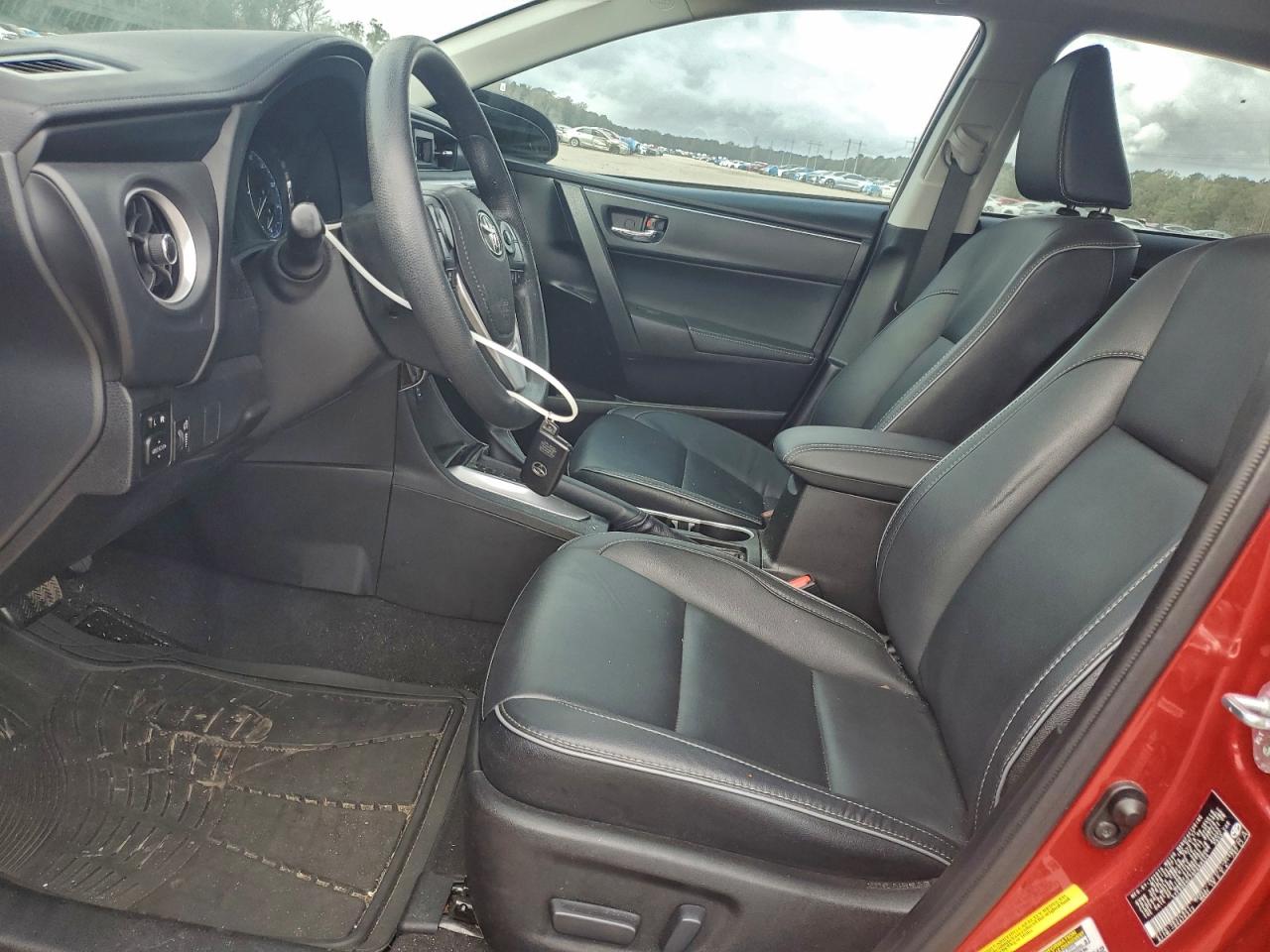 2017 Toyota Corolla L VIN: 5YFBURHE7HP689554 Lot: 94311745