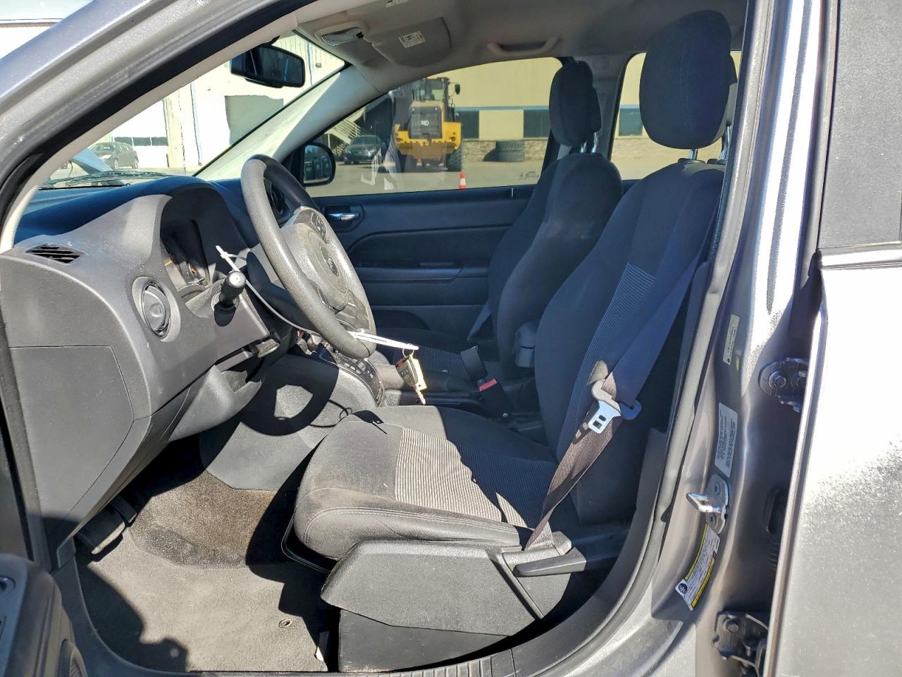 2016 Jeep Compass Sport VIN: 1C4NJCBA4GD554042 Lot: 92157905