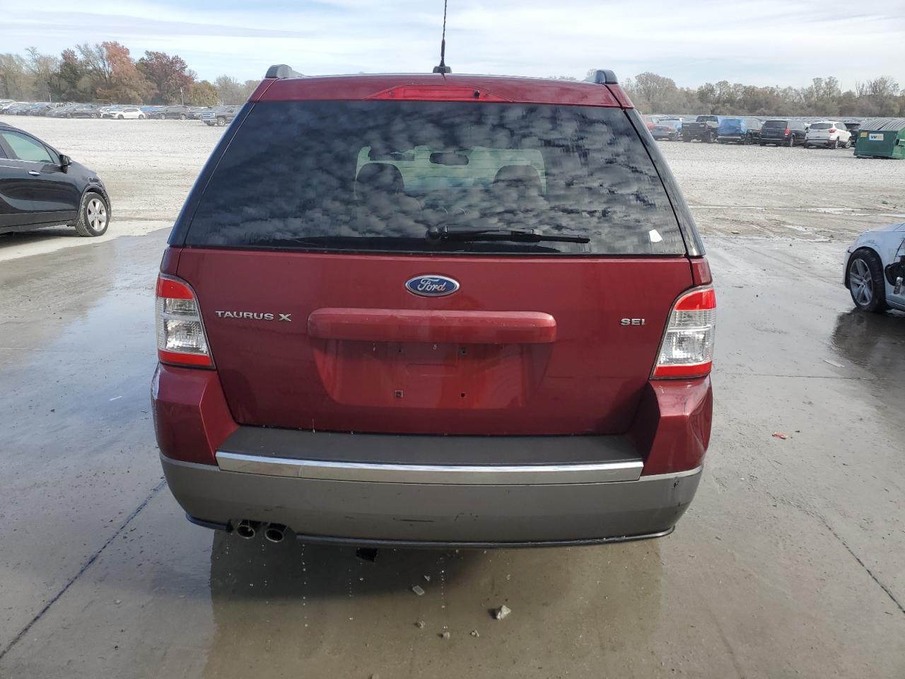 2008 Ford Taurus X Sel VIN: 1FMDK02W18GA34833 Lot: 92805395