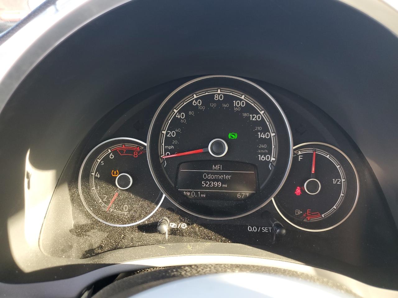 2019 Volkswagen Beetle S VIN: 3VW5DAAT0KM506840 Lot: 92410985