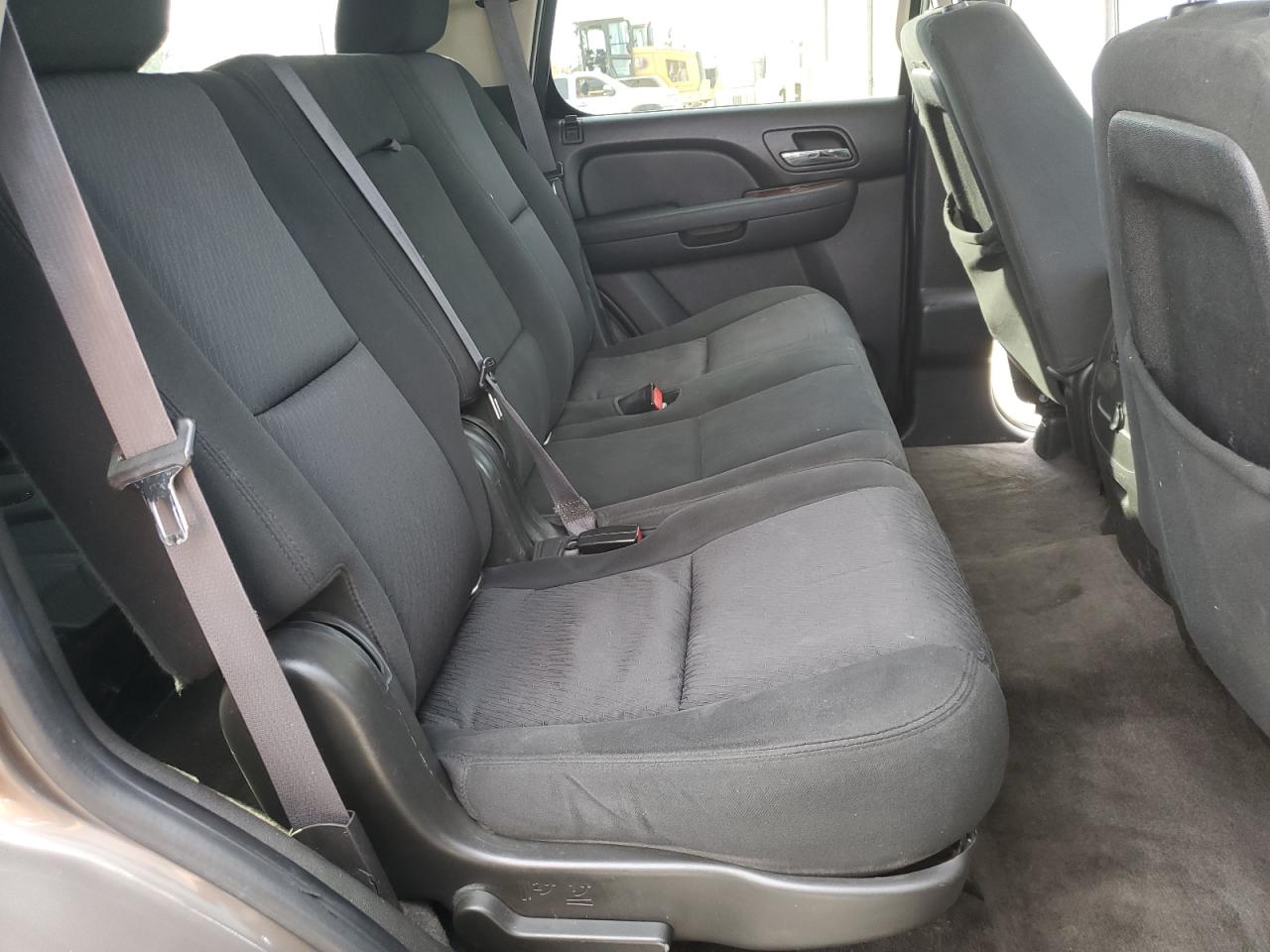 2011 Chevrolet Tahoe C1500 Ls VIN: 1GNSCAE05BR249267 Lot: 91933555