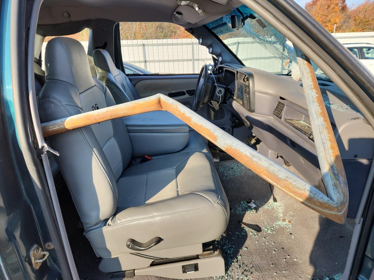 1997 Dodge Ram 3500 VIN: 3B7MC33D7VM577718 Lot: 92810205