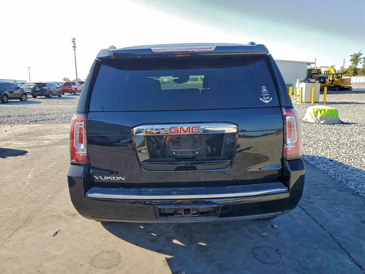 2016 GMC Yukon Denali VIN: 1GKS1CKJ4GR247061 Lot: 92978255