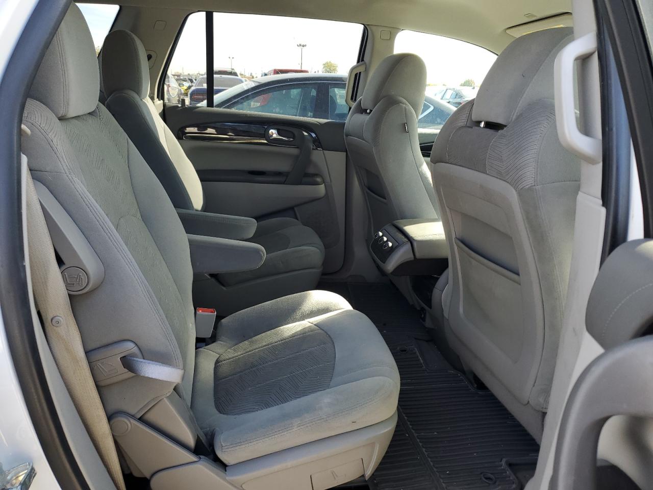 2017 Buick Enclave VIN: 5GAKRAKD0HJ275136 Lot: 91268565