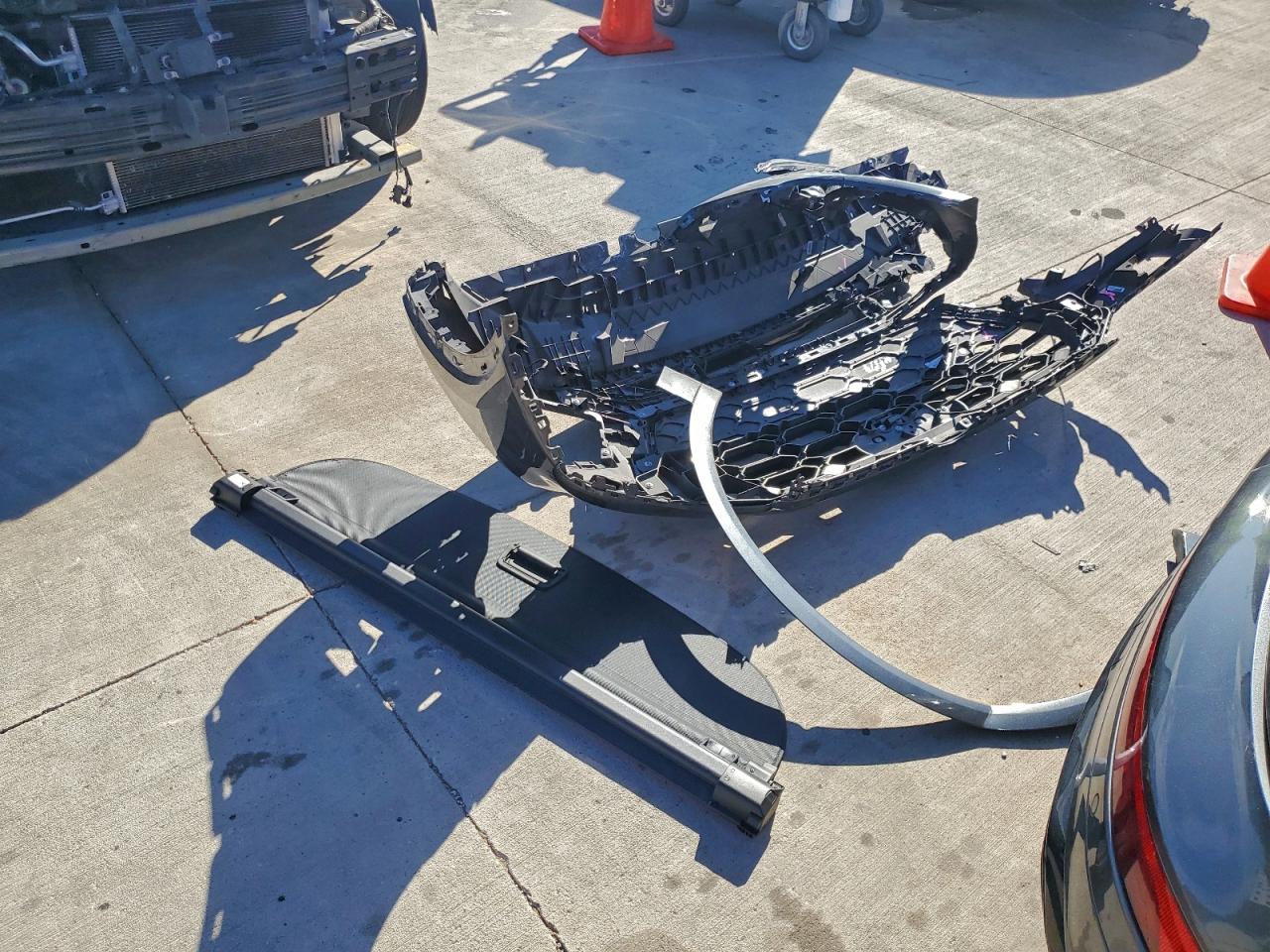 2024 Audi Q5 E Premium Plus 55 VIN: WA1E2AFY2R2123913 Lot: 93293785