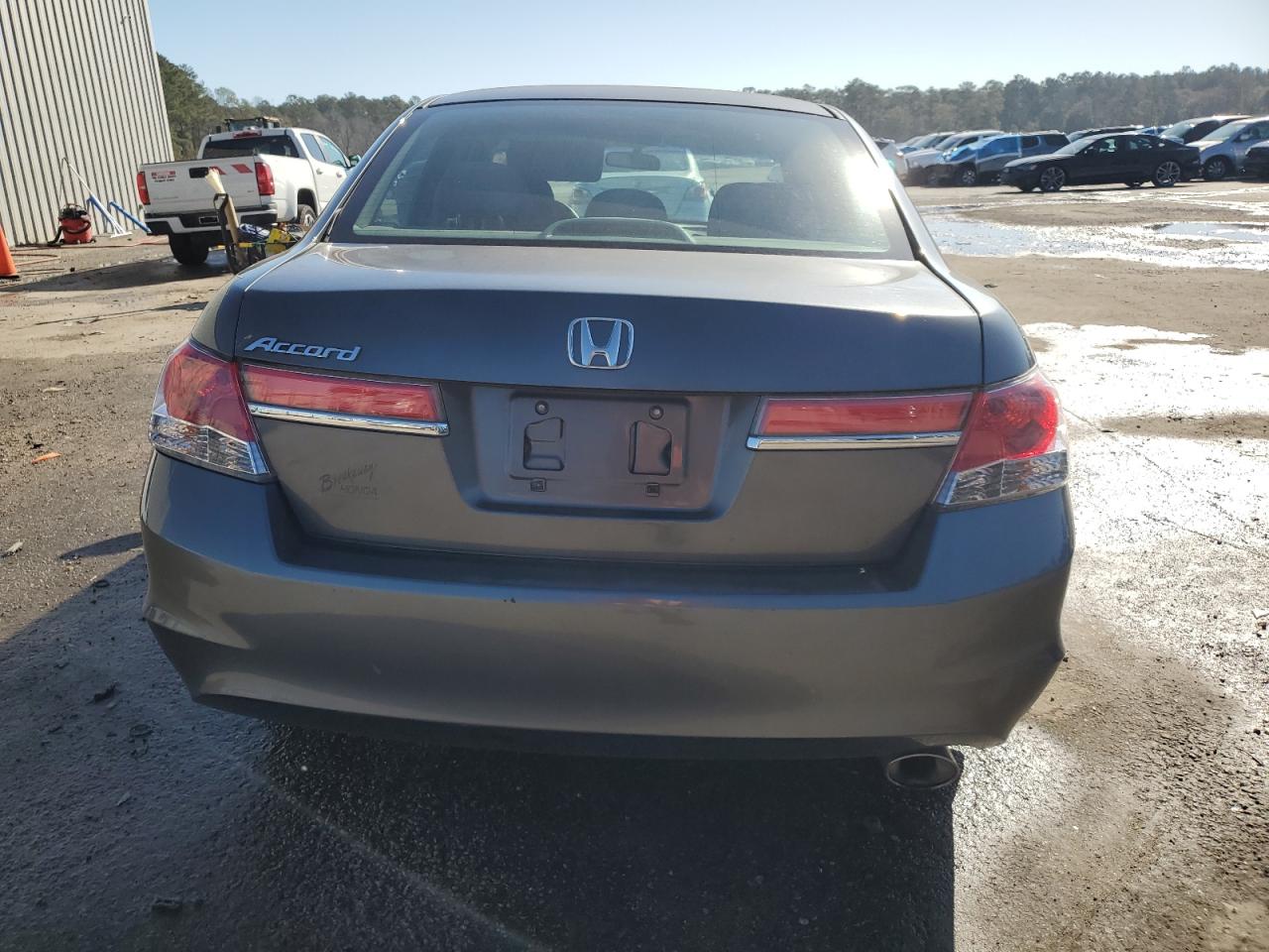 2011 Honda Accord Ex VIN: 1HGCP2F75BA121811 Lot: 92603435