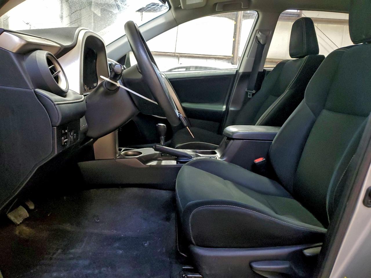 2015 Toyota Rav4 Xle VIN: 2T3WFREV4FW224958 Lot: 90739595