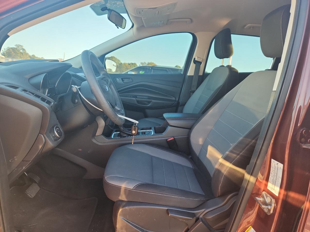 2018 Ford Escape S VIN: 1FMCU0F79JUB36476 Lot: 92872945