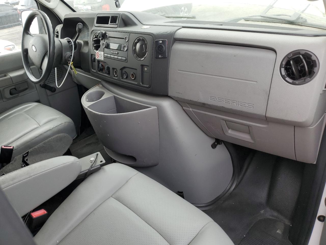 2014 Ford E150 Delivery Van VIN: 1FTNE1EW2EDA41272 Lot: 92728665