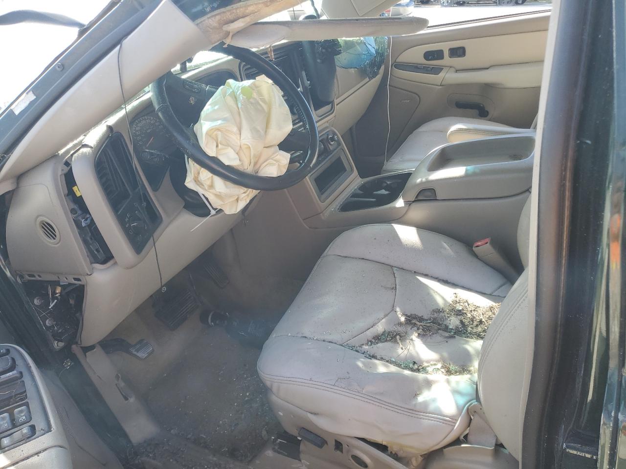 2003 Chevrolet Tahoe C1500 VIN: 1GNEC13Z33R192860 Lot: 92162705