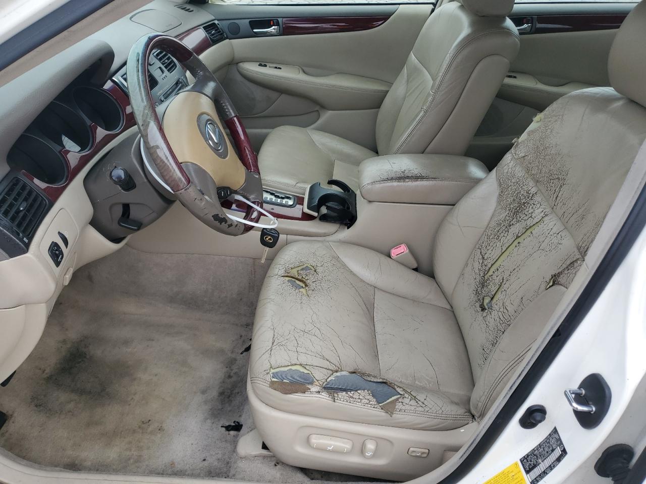 2004 Lexus Es 330 VIN: JTHBA30G640022058 Lot: 90418205