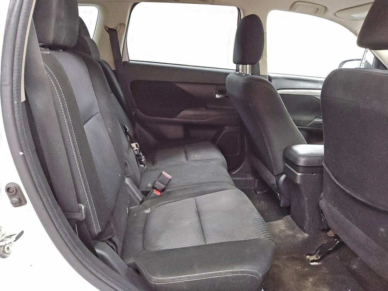 2016 Mitsubishi Outlander Se VIN: JA4AZ3A30GZ053303 Lot: 90110575