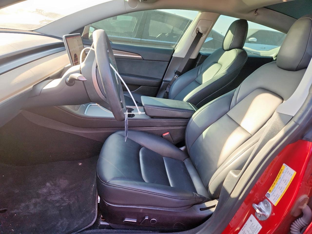 2022 Tesla Model 3 VIN: 5YJ3E1EBXNF323799 Lot: 92209465