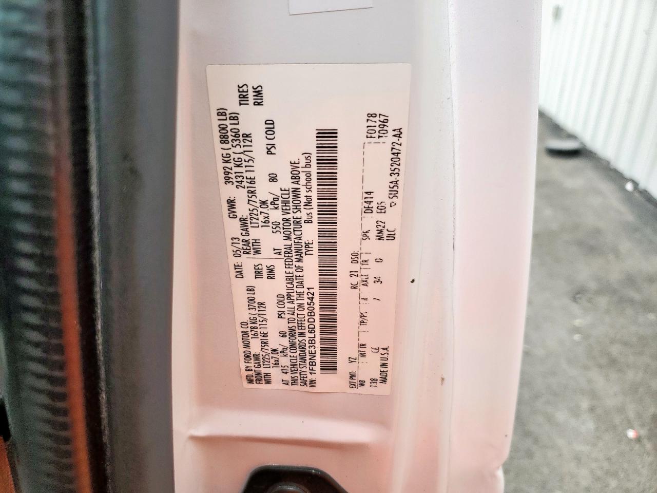 2013 Ford Econoline E350 Super Duty Wagon VIN: 1FBNE3BL6DDB05421 Lot: 92719175