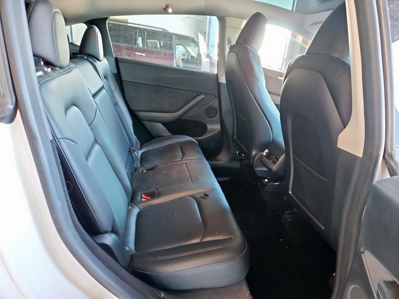 2023 Tesla Model Y VIN: 7SAYGDEE1PF794290 Lot: 92274275