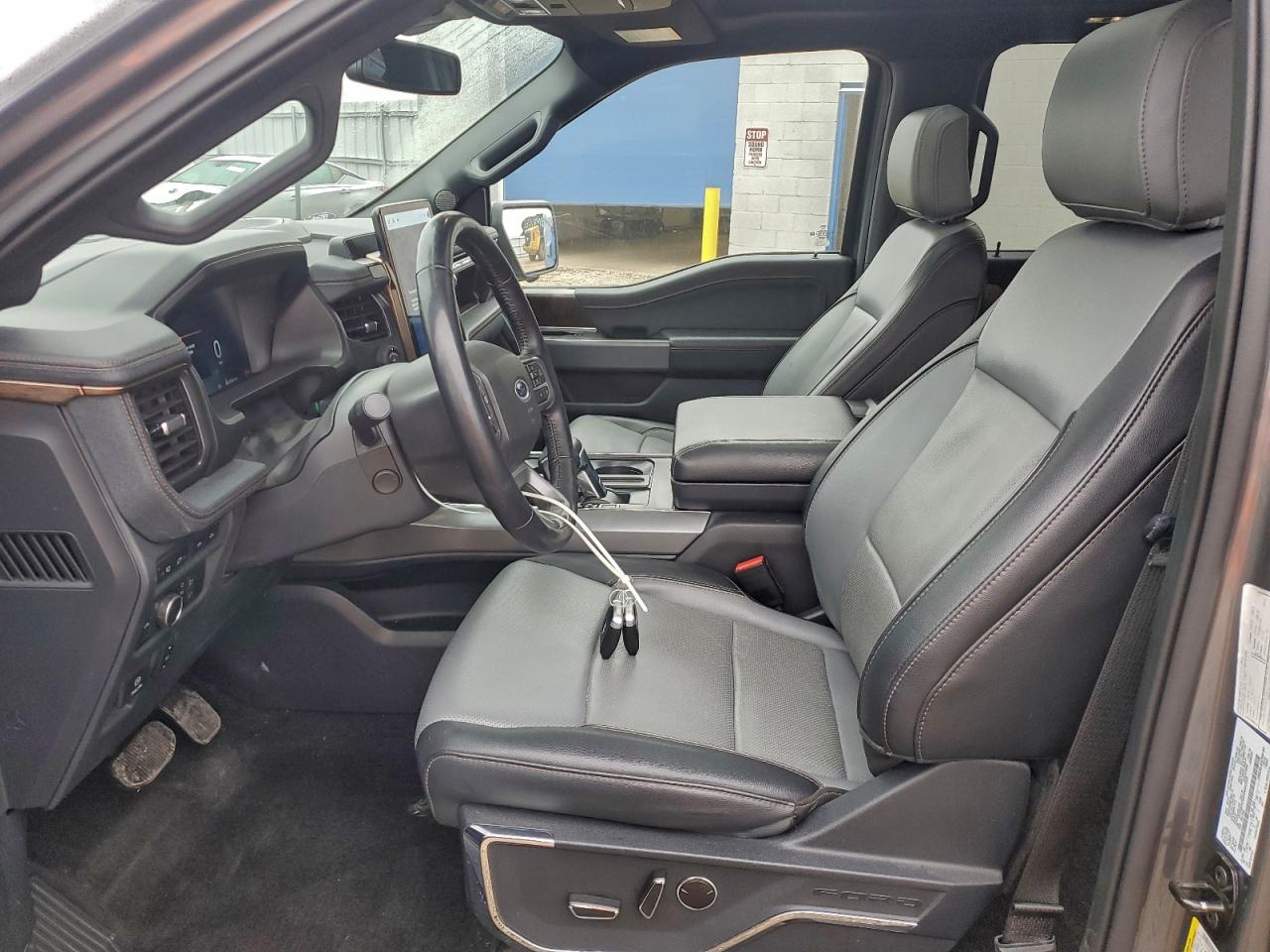 2022 Ford F150 Lightning Pro VIN: 1FTVW1EV6NWG07023 Lot: 93475805