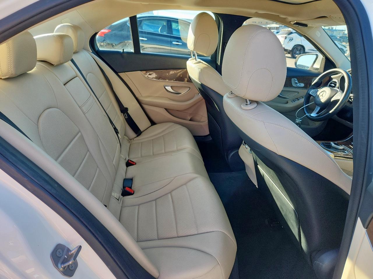 2017 Mercedes-Benz C 300 VIN: 55SWF4JB0HU201053 Lot: 91105395