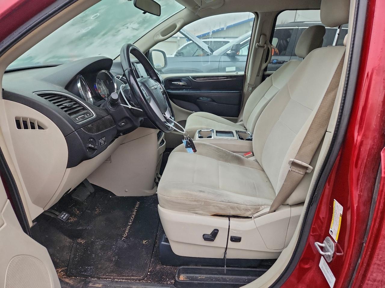 2011 Chrysler Town & Country Touring VIN: 2A4RR5DG7BR701817 Lot: 94025055