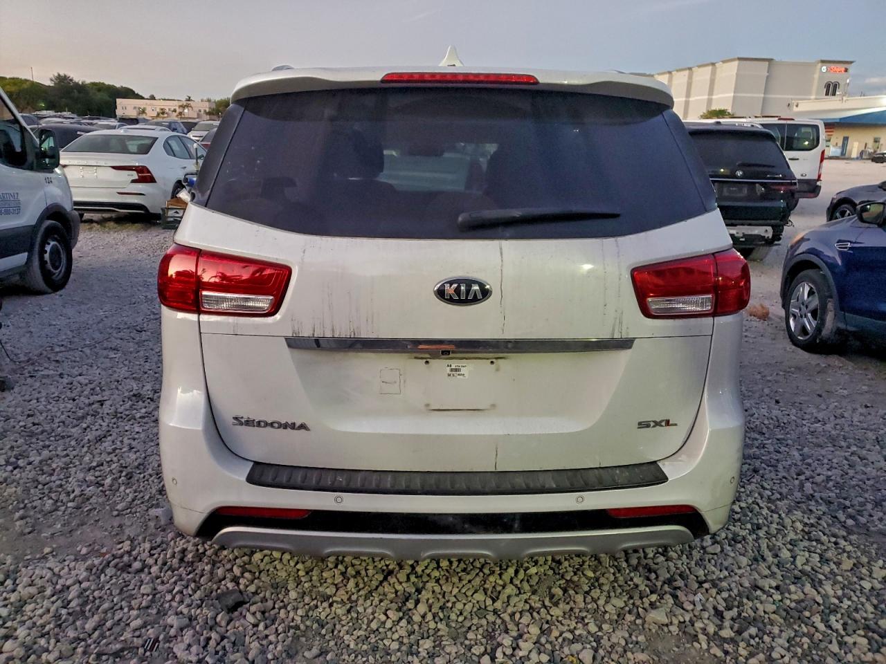 2016 Kia Sedona Sxl VIN: KNDME5C15G6147023 Lot: 93671485