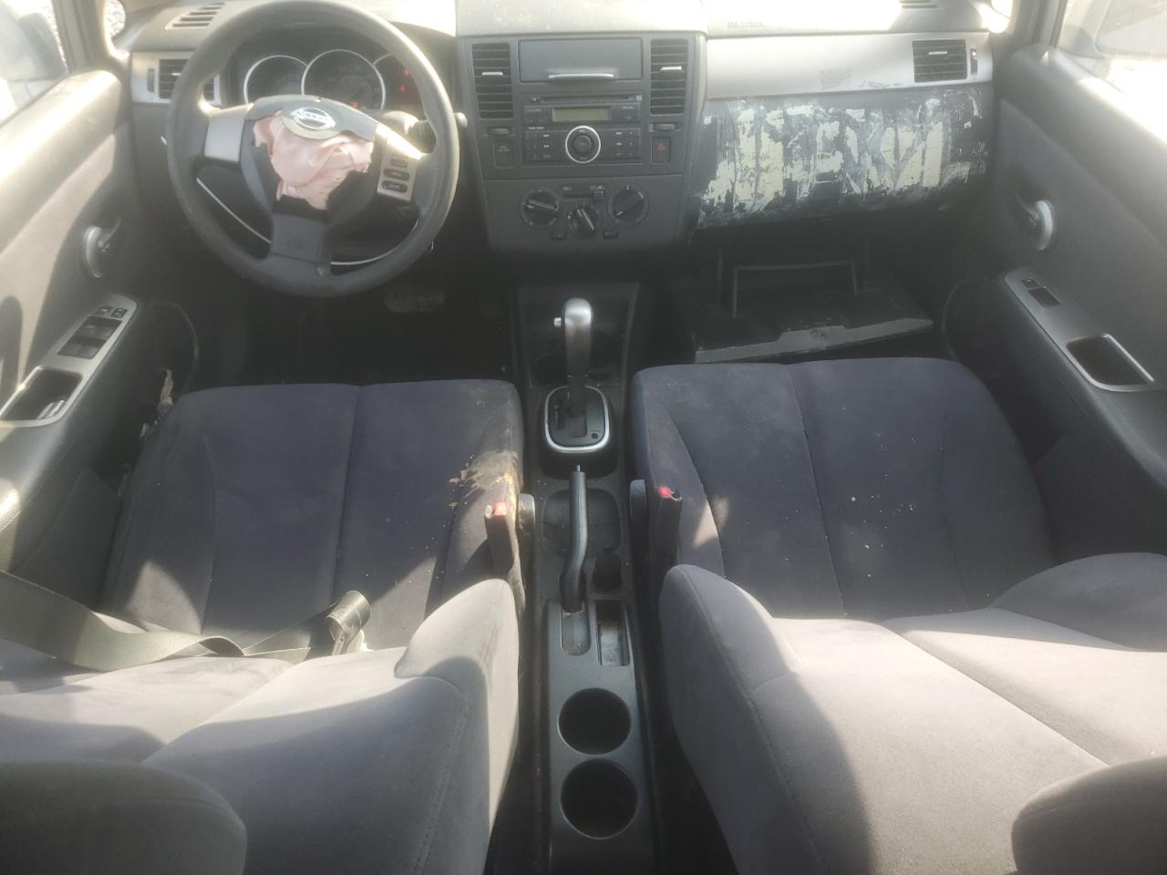 2008 Nissan Versa S VIN: 3N1BC13E98L388165 Lot: 92810345