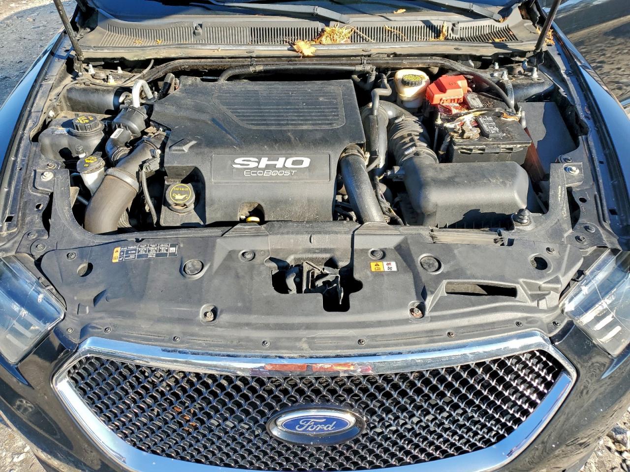 2016 Ford Taurus Sho VIN: 1FAHP2KTXGG118372 Lot: 94572135