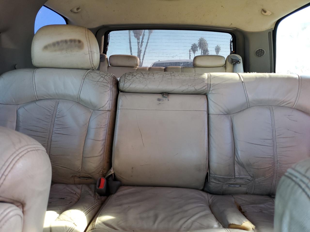 2002 Chevrolet Tahoe C1500 VIN: 1GNEC13T62R123509 Lot: 93084115