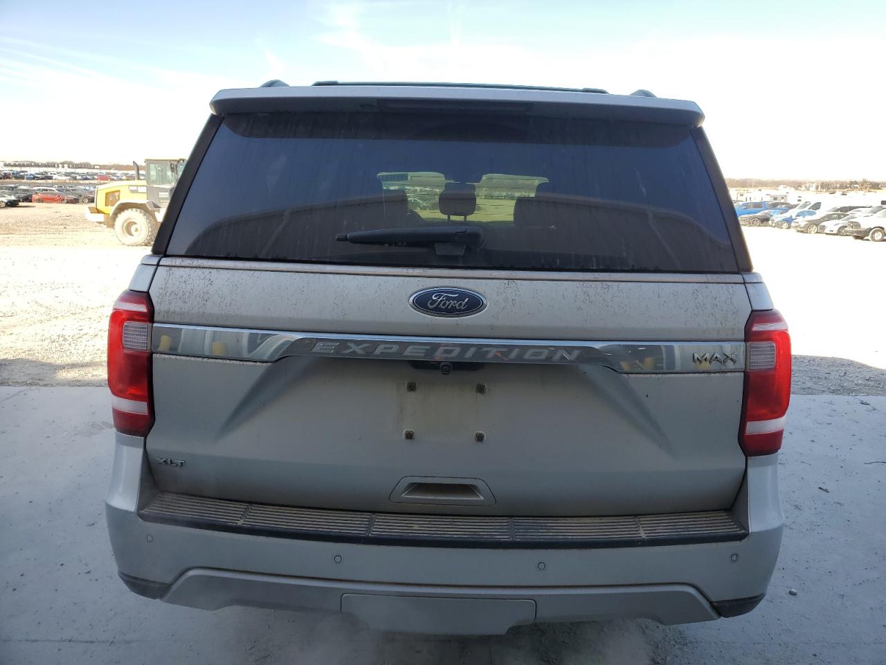 2018 Ford Expedition Max Xlt VIN: 1FMJK1JT7JEA71189 Lot: 92165345