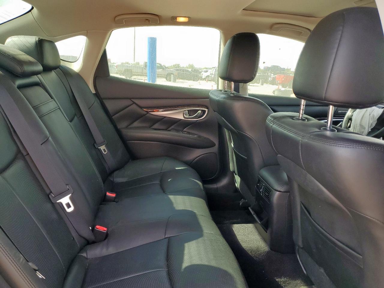 2015 Infiniti Q70 3.7 VIN: JN1BY1AP4FM541673 Lot: 92533045