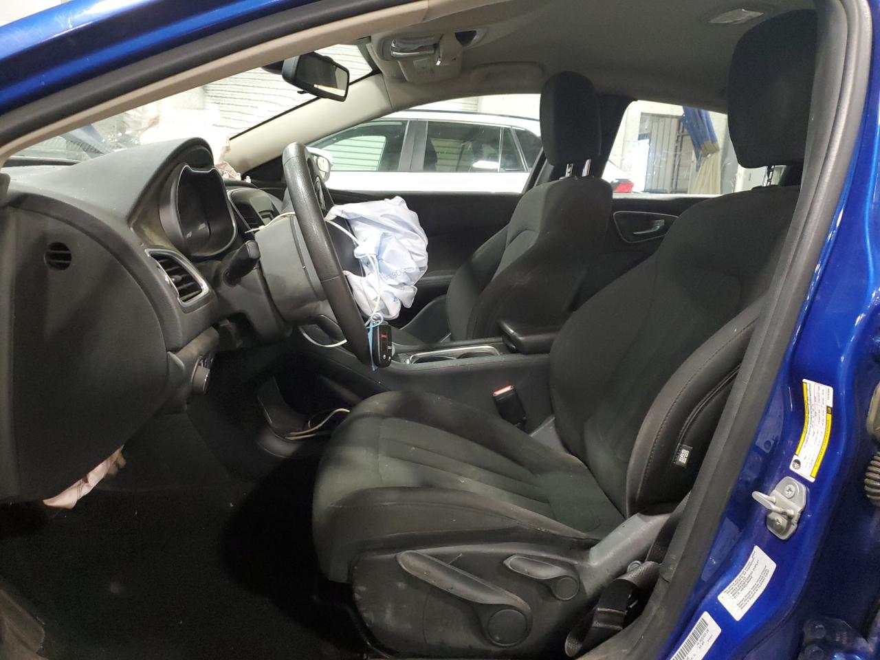 2015 Chrysler 200 Limited VIN: 1C3CCCAB9FN751992 Lot: 90752035