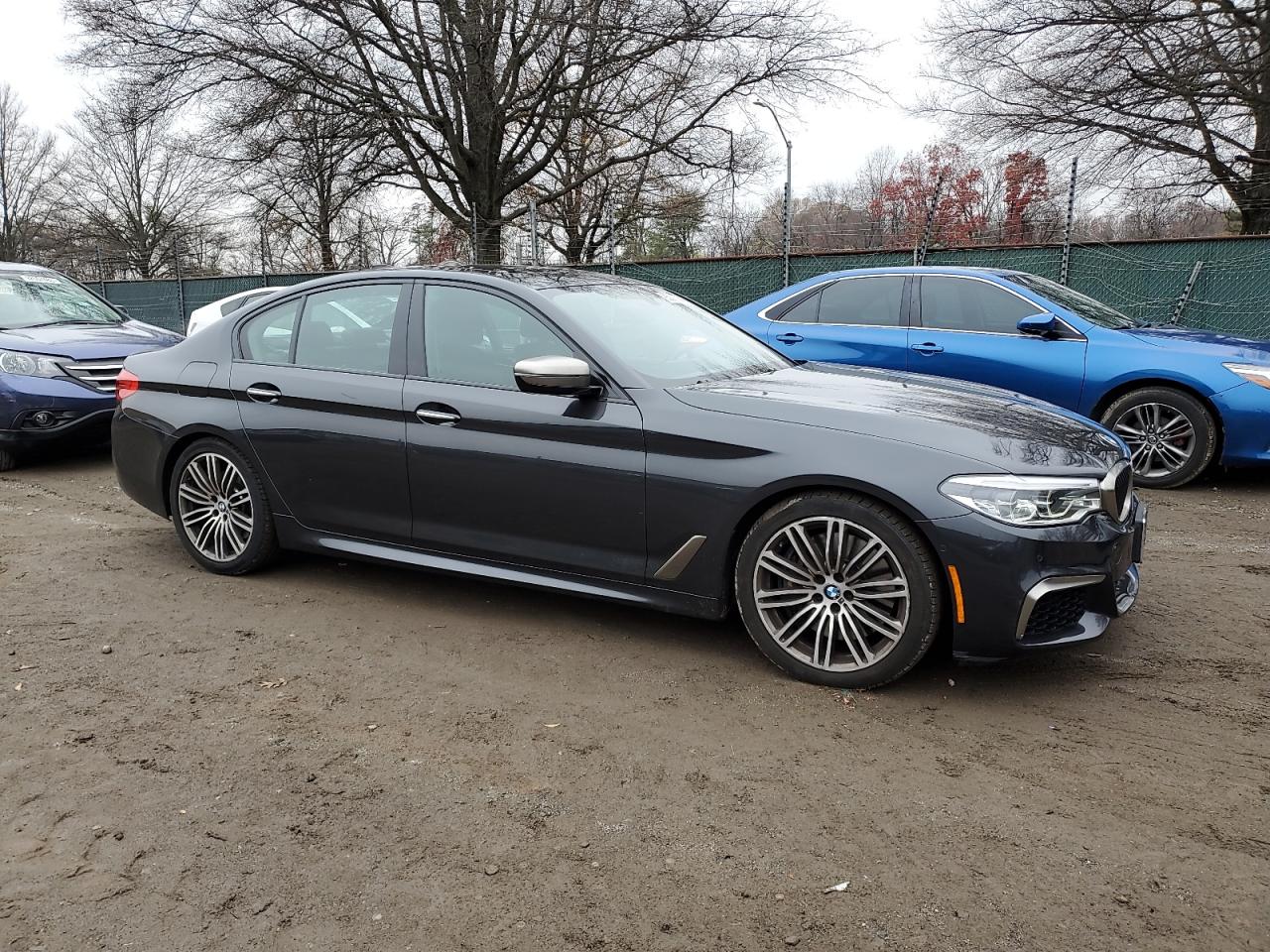 Фото: WBAJB9C58JB035401