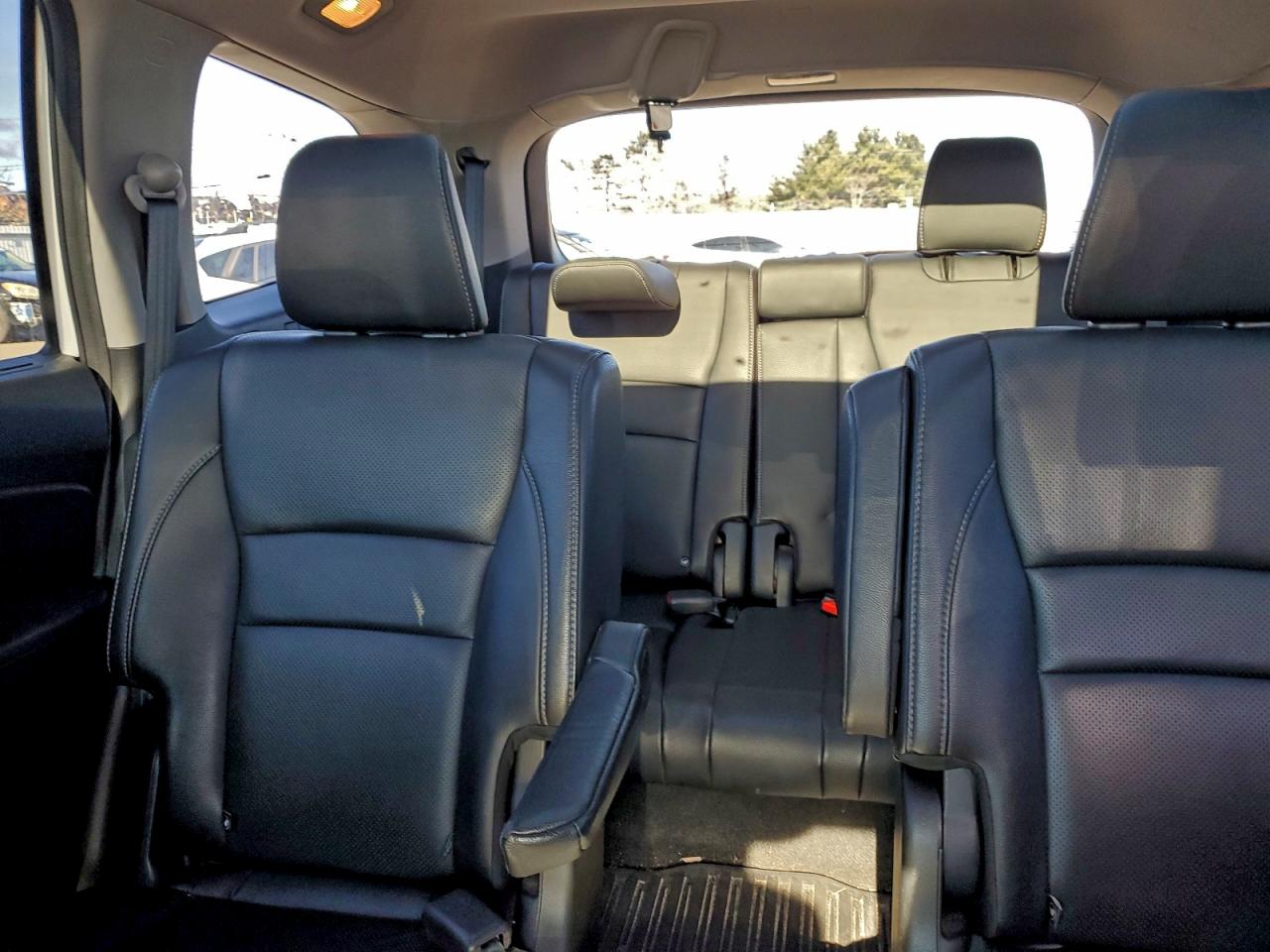 2017 Honda Pilot Elite VIN: 5FNYF6H03HB068752 Lot: 93868545