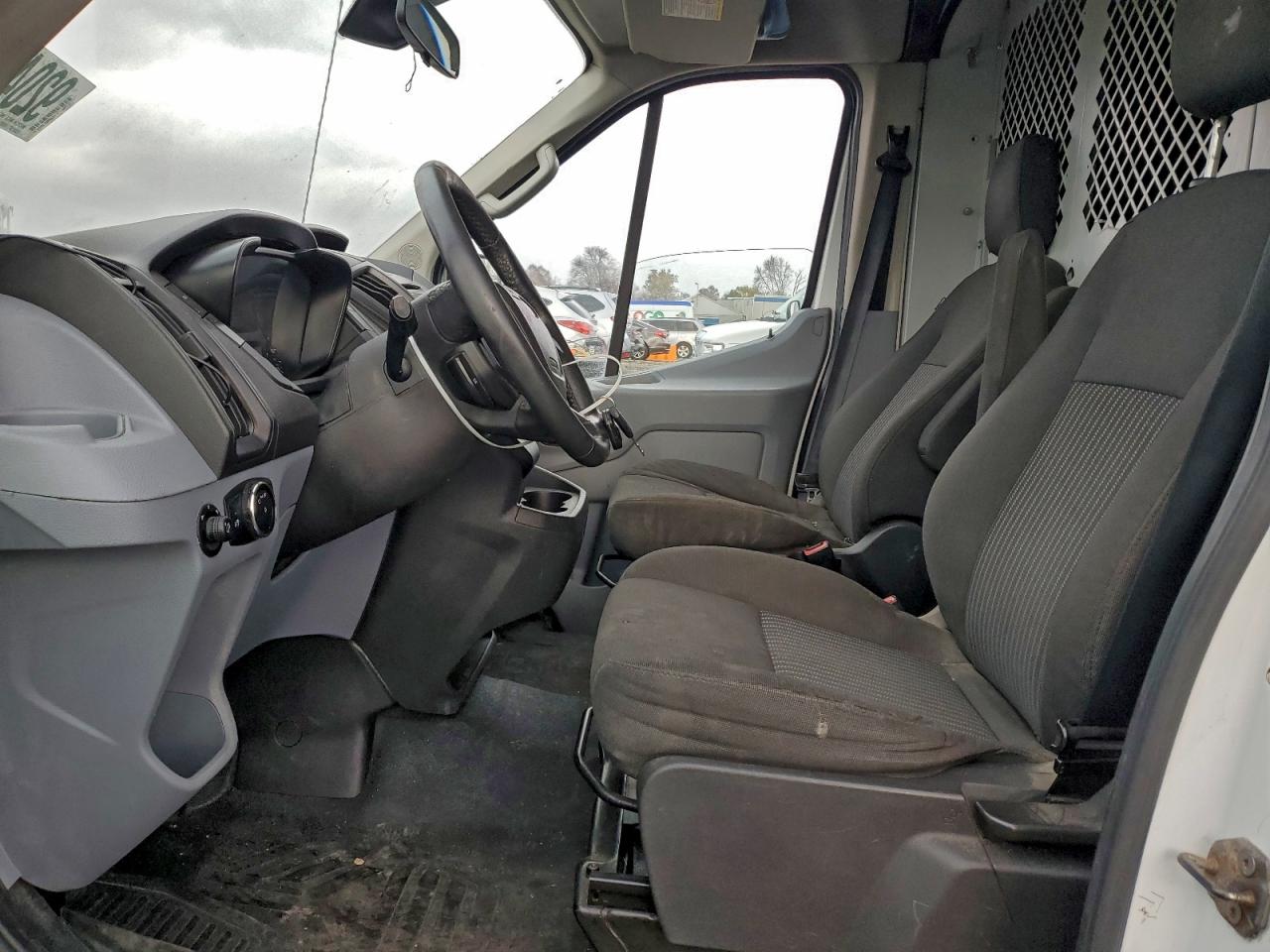 2016 Ford Transit T-250 VIN: 1FTYR2CM9GKA05490 Lot: 92046575