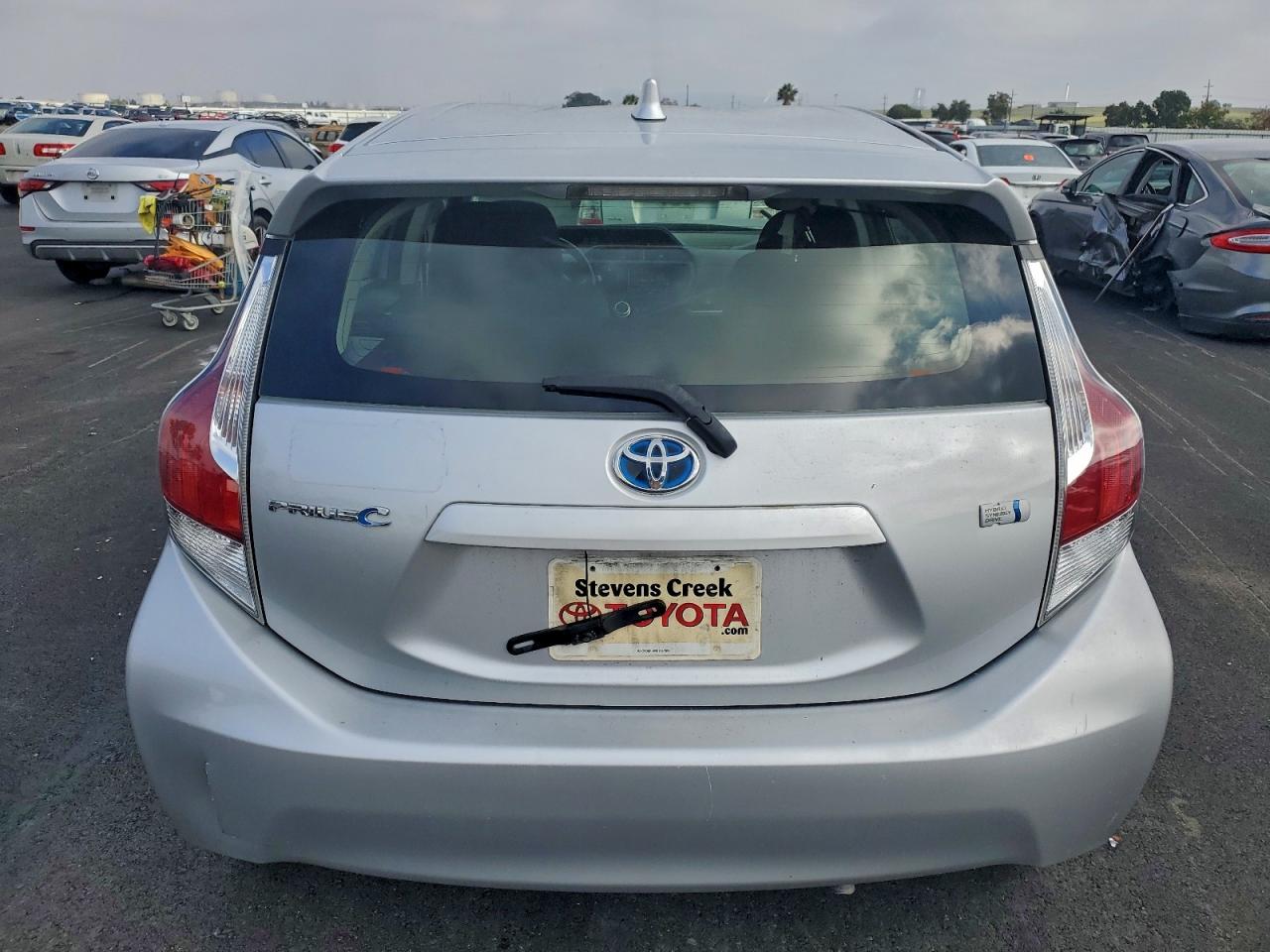 2015 Toyota Prius C VIN: JTDKDTB33F1107570 Lot: 93342455