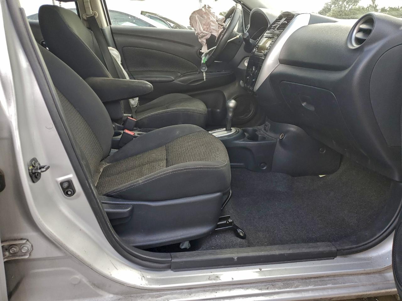 2017 Nissan Versa S VIN: 3N1CN7AP0HL821040 Lot: 94307935